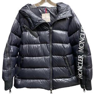 Moncler Puffer Jacker Sz 2